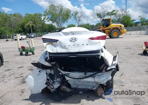 2020 Hyundai Elantra Value Edition из США, поврежденный, VIN 5NPD84LF0LH544474